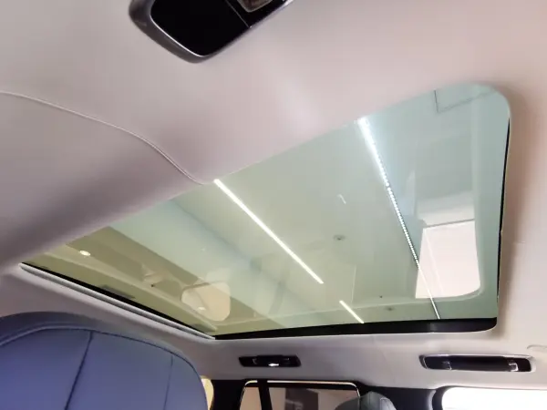 2023 Landrover Rangerover — photo 2