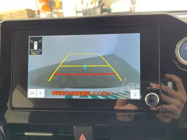 Toyota Noah 1.8 Hybrid S-Z Non-Smoking Car Genuine 8-inch DA Comfort Convenience Package Both Side Power Sliding Doors Toyota Safety Sense Radar Cruise Control Backup Camera Steering Heater Front Seat Heater Captain Seat Ottoman (White Pearl Crystal Shine) — photo 7