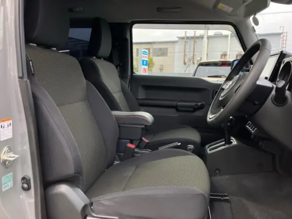 Suzuki Jimny Sierra 1.5 JC 4WD with Factory 8-inch SD Navigation, Collision Safety System, Front Seat Heaters, Lane Departure Prevention Support System, LED Headlights, Bluetooth Connection, ETC, ABS with EBD, Anti-Skid Device, Full-Seg TV (Medium Gray) — photo 7