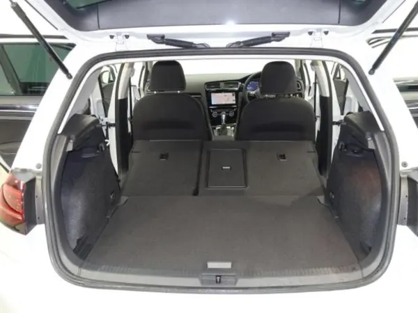 2019 Volkswagen Golf — photo 9 | Tuminion Kenya