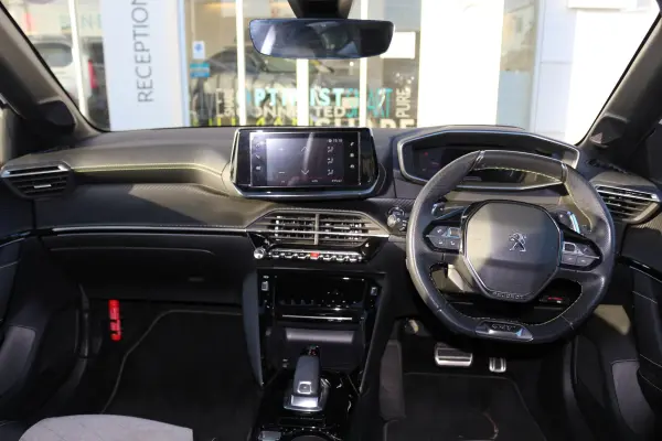 Peugeot 208GT Certified Used Car with Warranty/ETC/Smoke-Free/No Repair History/Active Cruise Control/LED Headlights/Front Seat Heater/Blind Spot Monitor/Backup Camera/Apple CarPlay/Android Auto (Pearl White) — photo 7