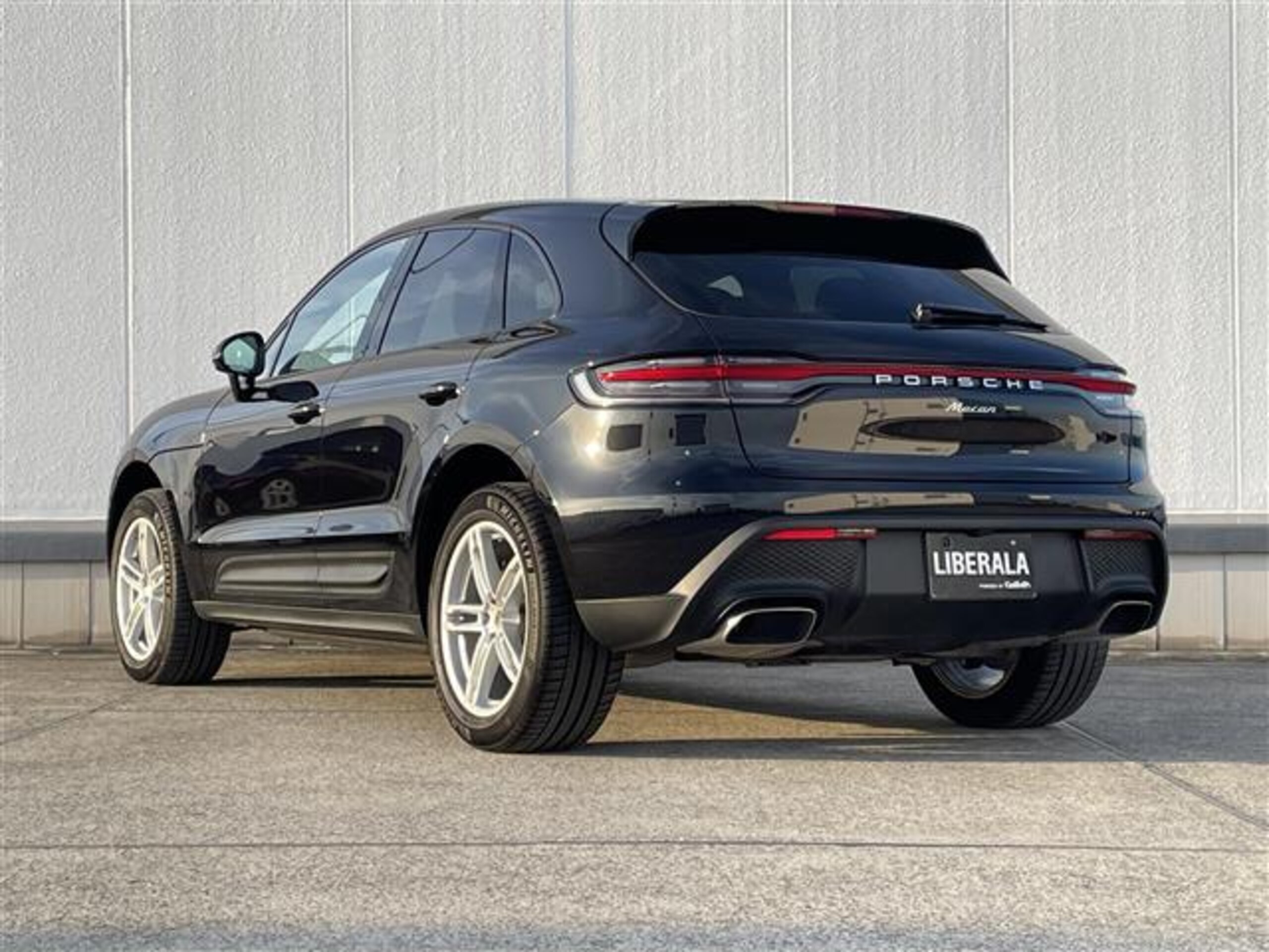 Porsche Macan PDK 4WD — photo 9