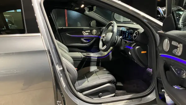 Mercedes-Benz E-Class E220d Sport (ISG equipped model) Diesel Turbo MP202301 Selenite Grey Panoramic Sliding Roof Head-Up Display Air Balance Package AMG Line Interior Burmester Surround Sound System AGILITY CONTROL (Selenite Grey) — photo 8