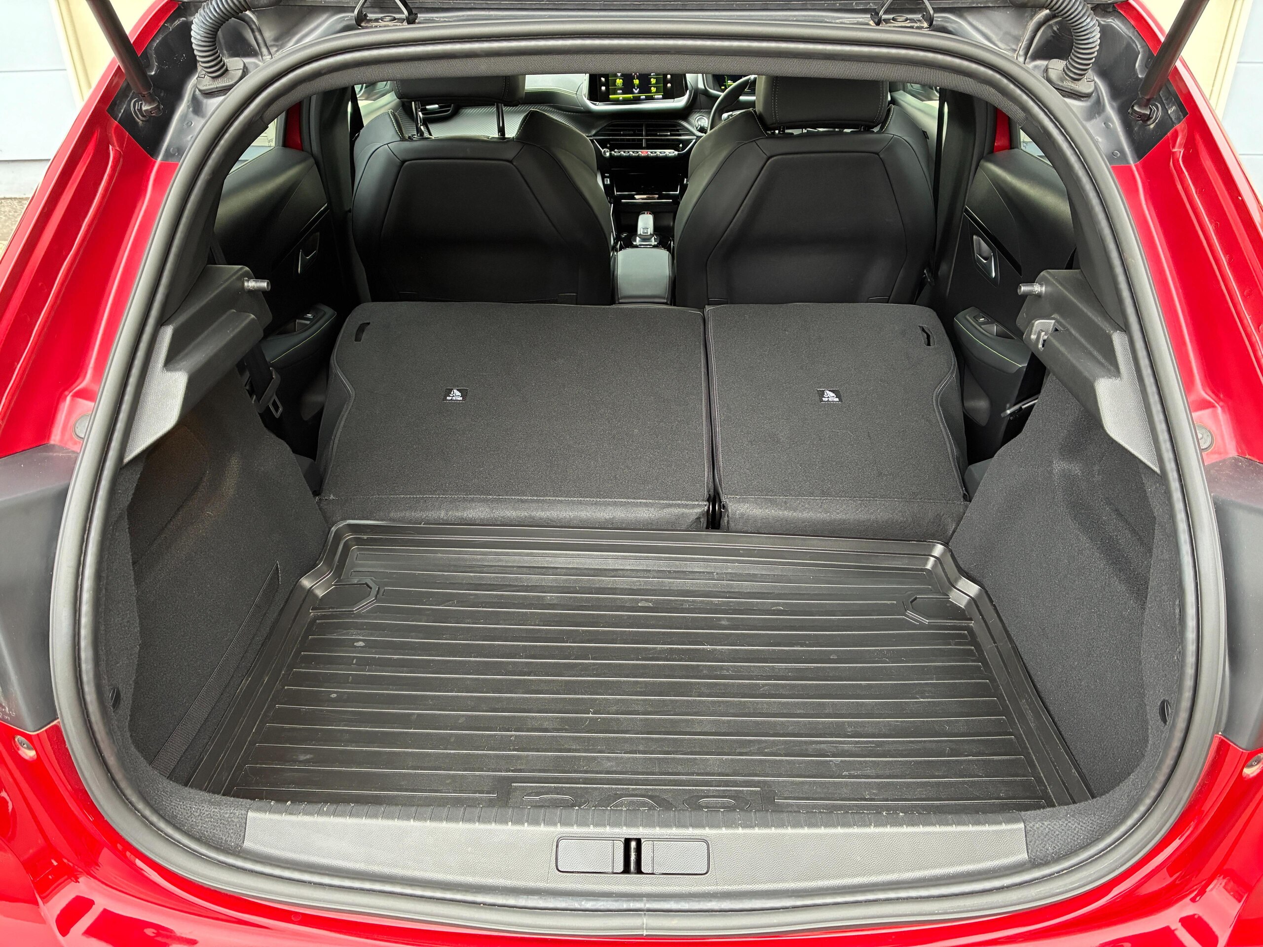 Peugeot 208GT Certified Used Car — photo 9