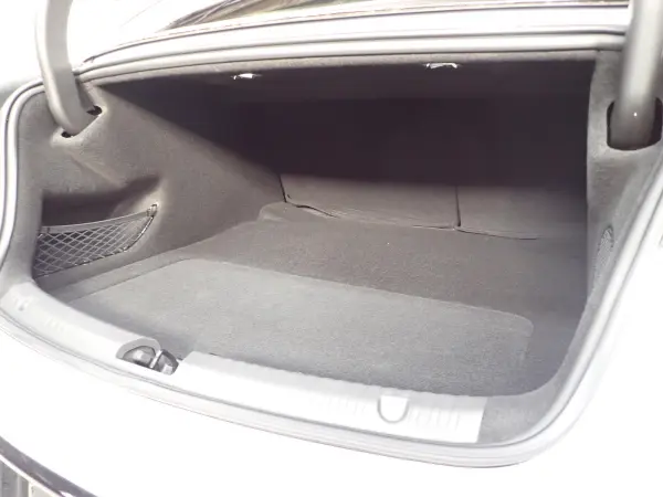 BYD Seal AWD Panoramic Glass Roof 15.6-inch Screen (Pearl) — photo 9