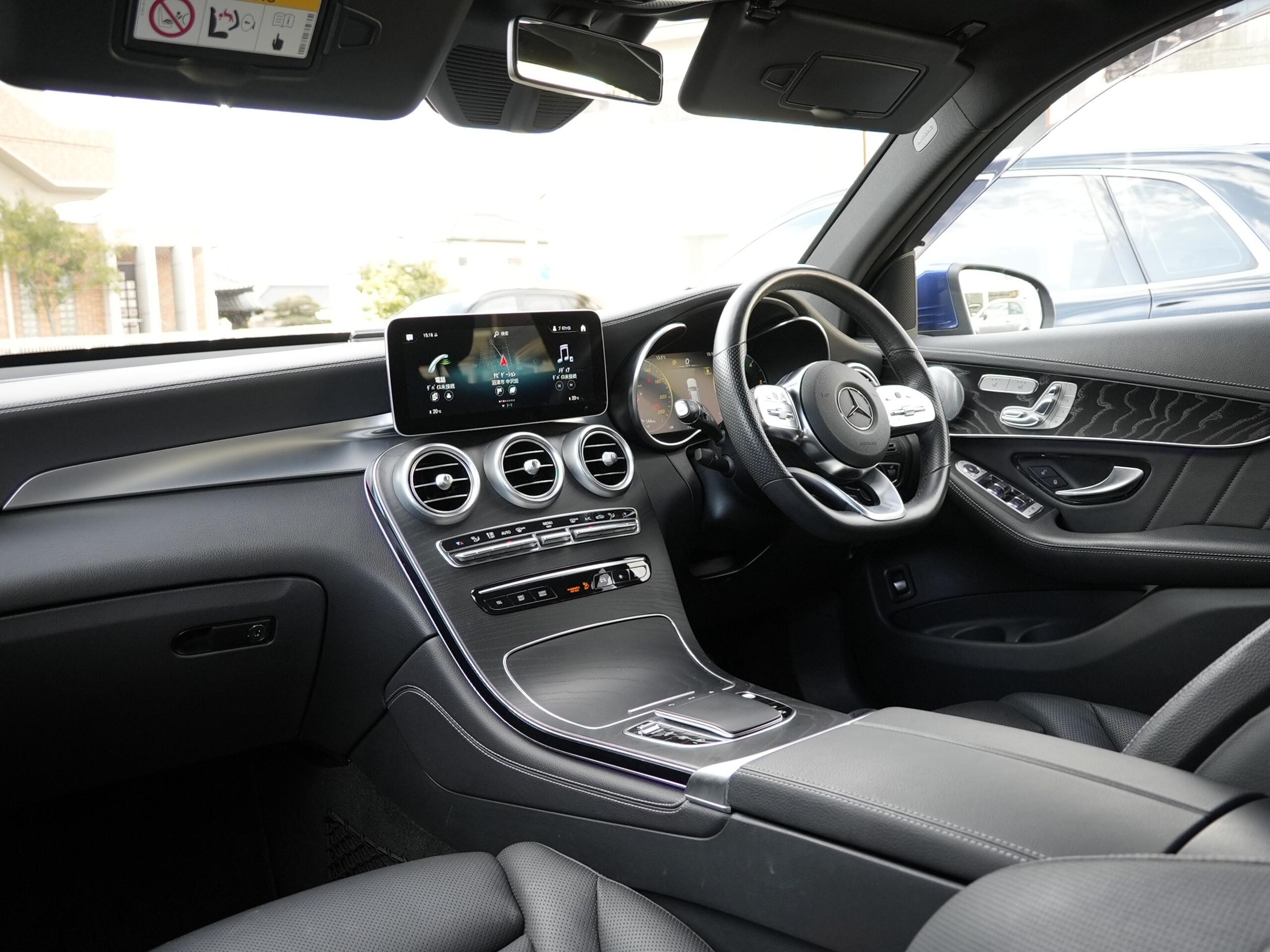 2019 Mercedes-benz Glc — photo 3