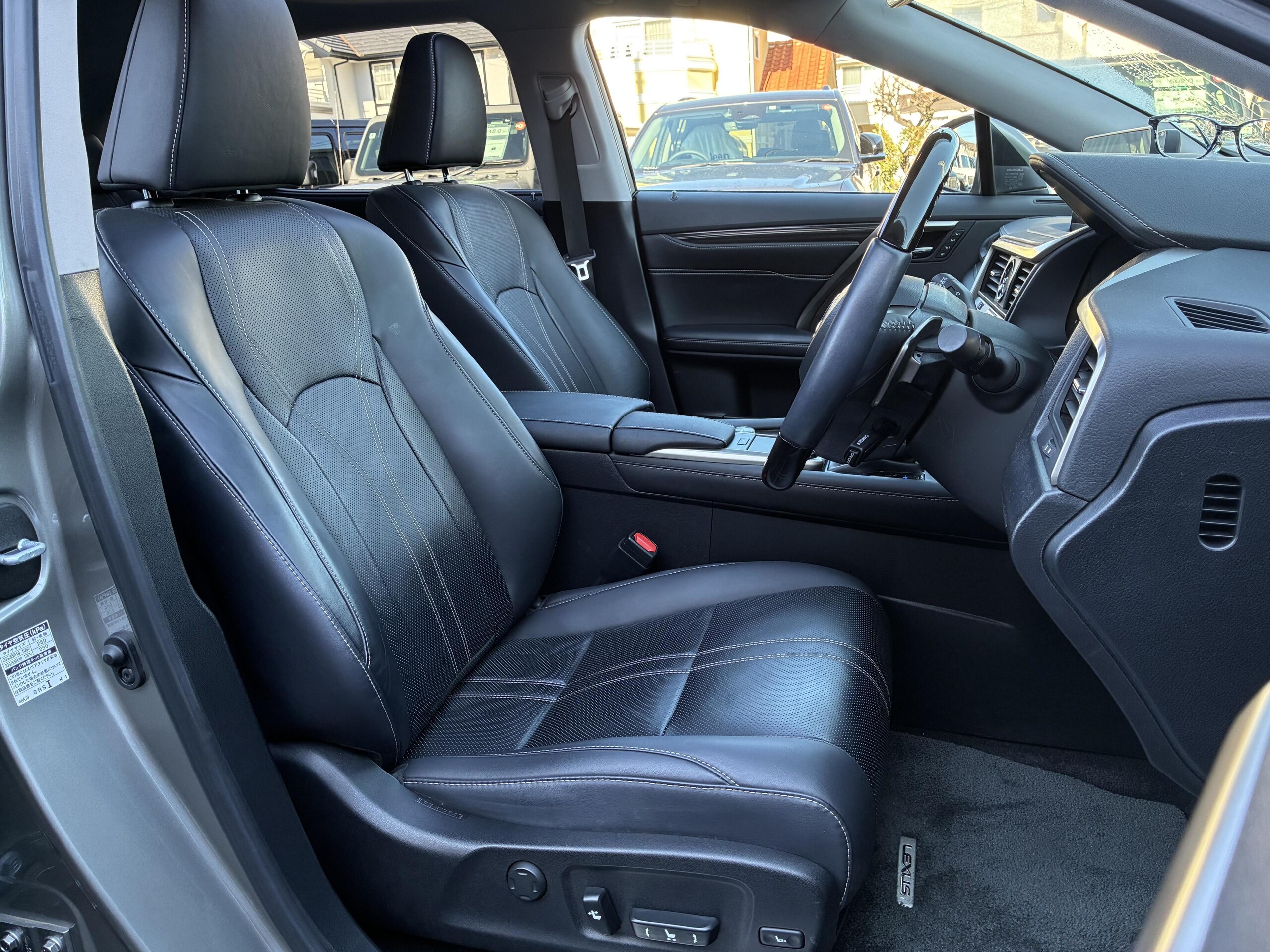 Lexus RX300 Version L — photo 8