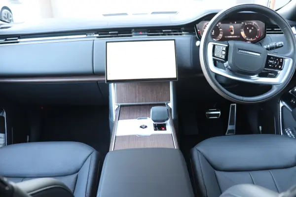 Land Rover Range Rover Autobiography 3.0L D300 Standard Wheelbase Diesel Turbo 4WD — photo 7