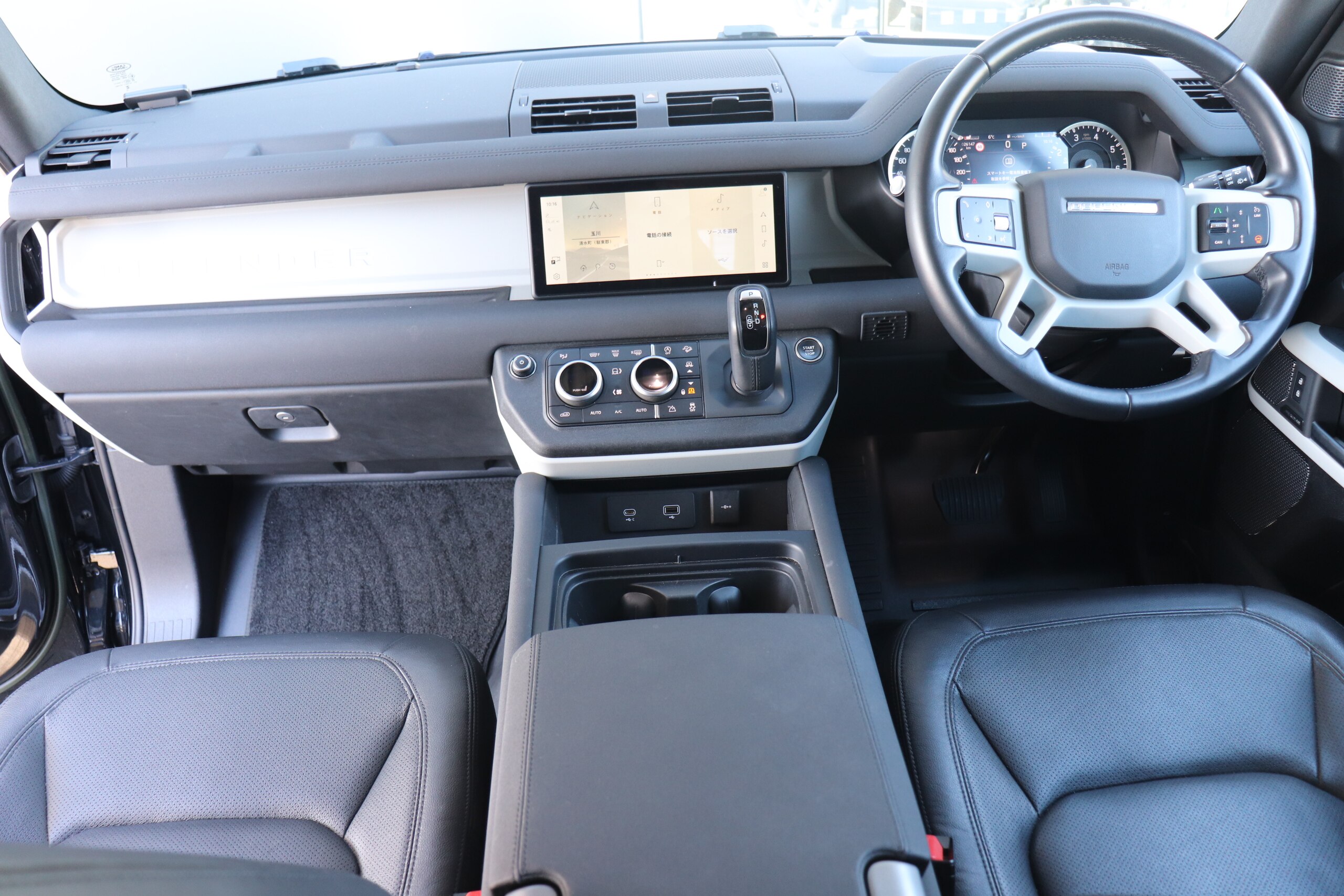 Land Rover Defender 90 SE Eastnor Edition 2.0L P300 4WD — photo 7