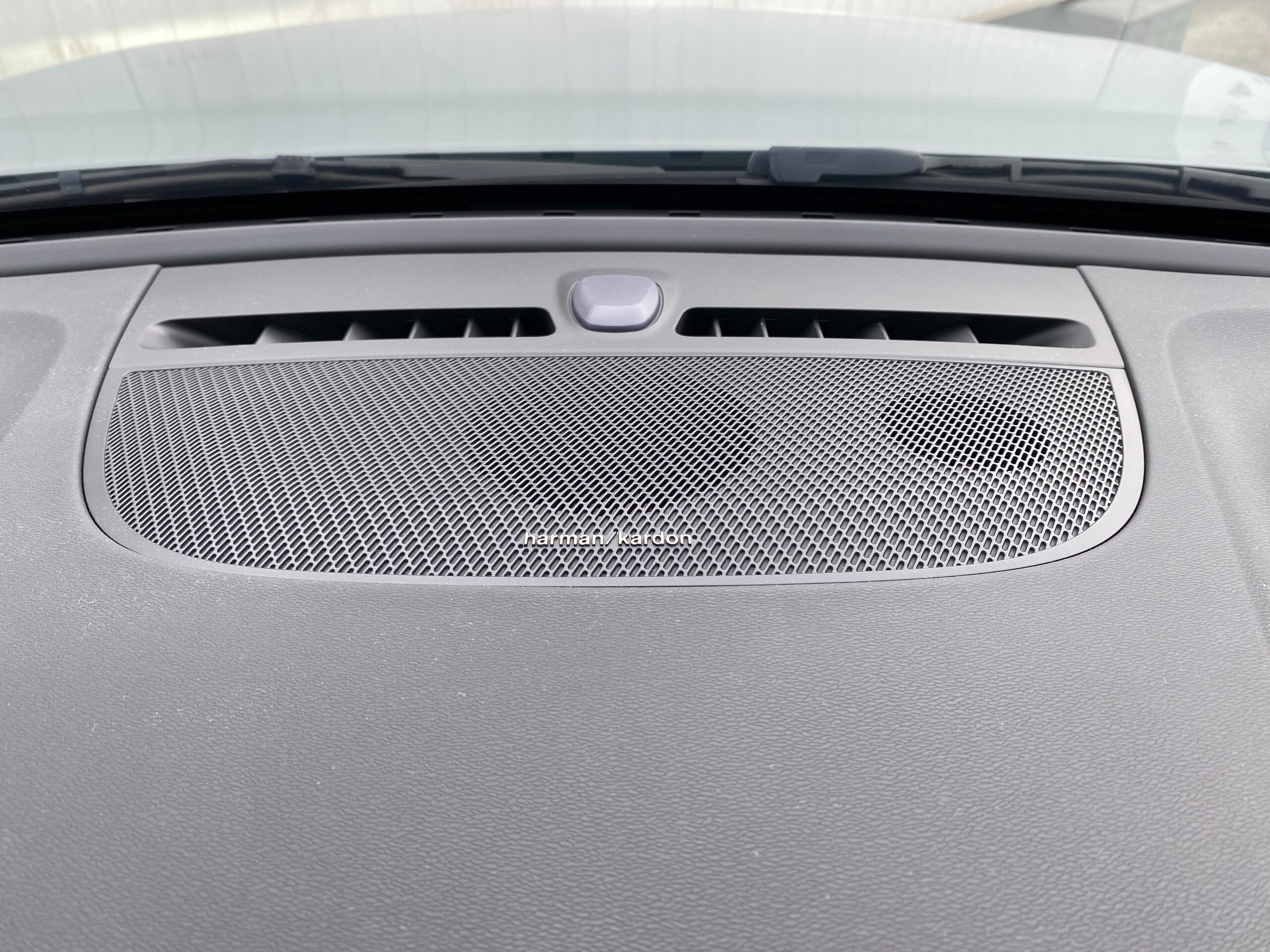 Volvo XC40 Ultra B4 AWD 4WD — photo 7