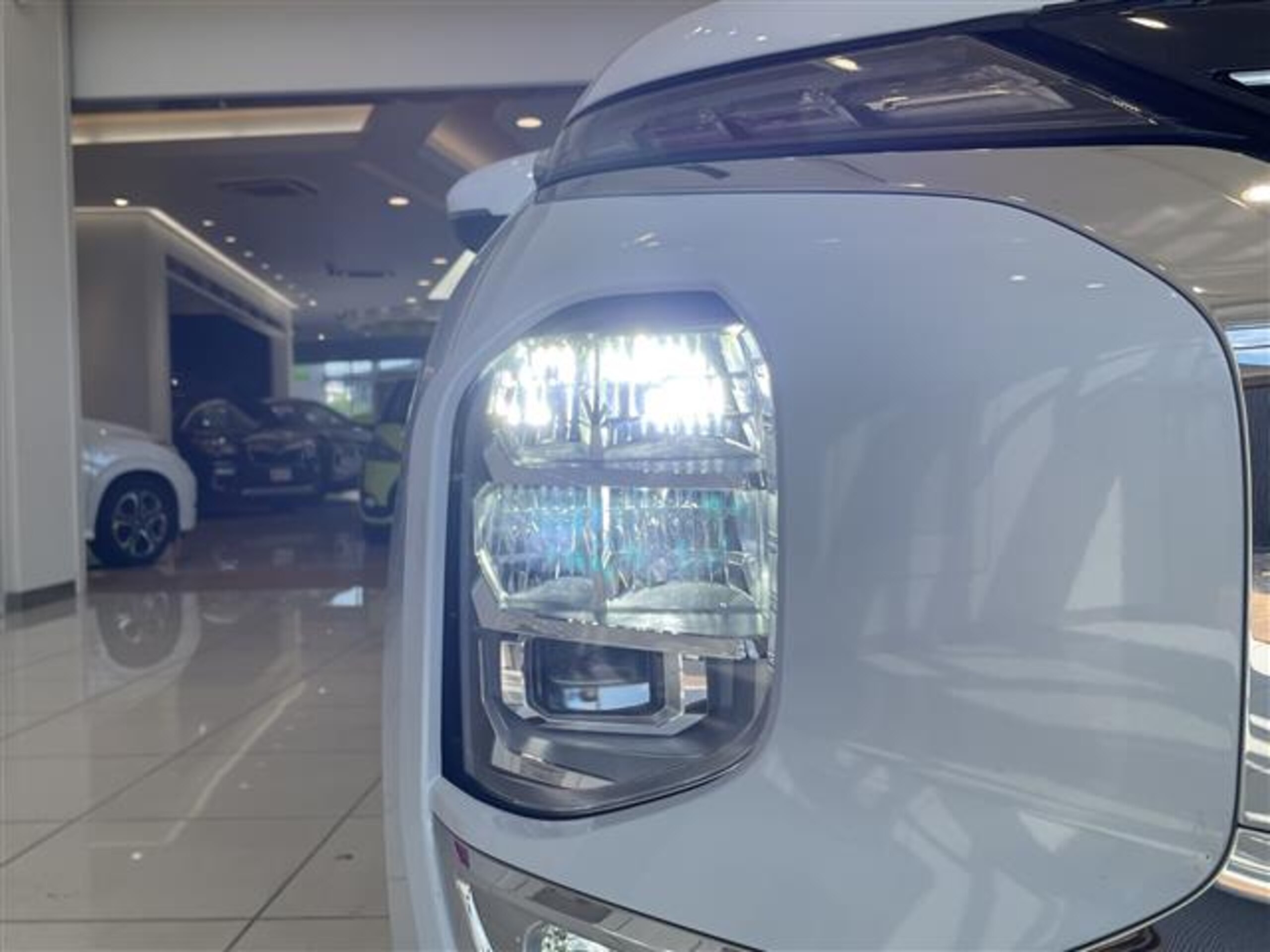 Mitsubishi Outlander PHEV 2.4 G 4WD — photo 9