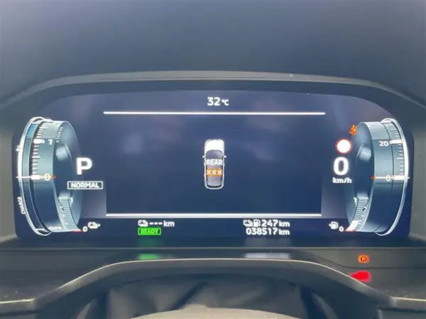 2023 Mitsubishi Outlander — photo 3