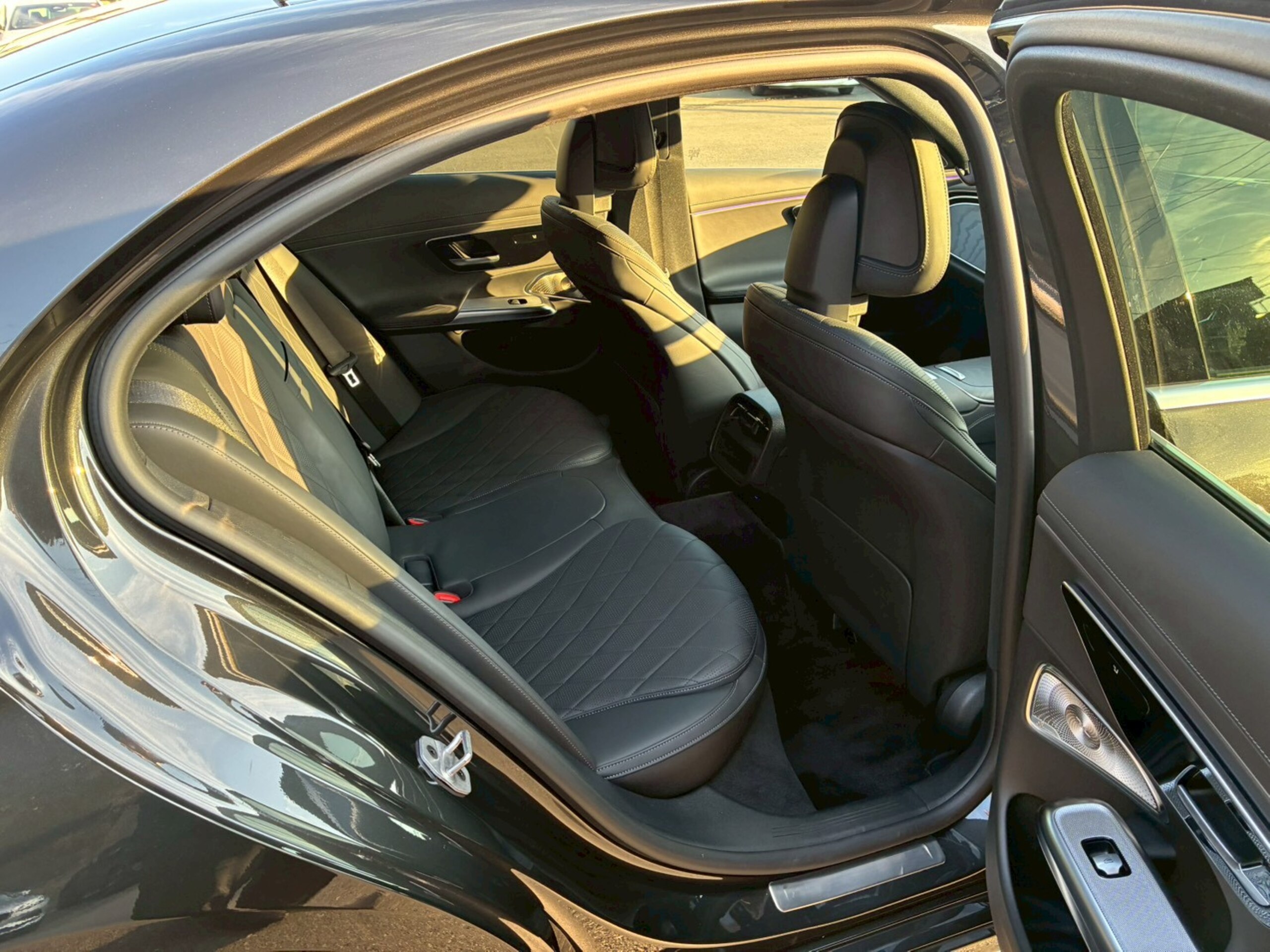 Mercedes-Benz E-Class E220 d Avantgarde AMG Line Package (ISG Equipped Model) Diesel Turbo MP202401 Panorama SR/HDD/TV/Back Camera/Dashcam Black Leather (Graphite Gray) — photo 9