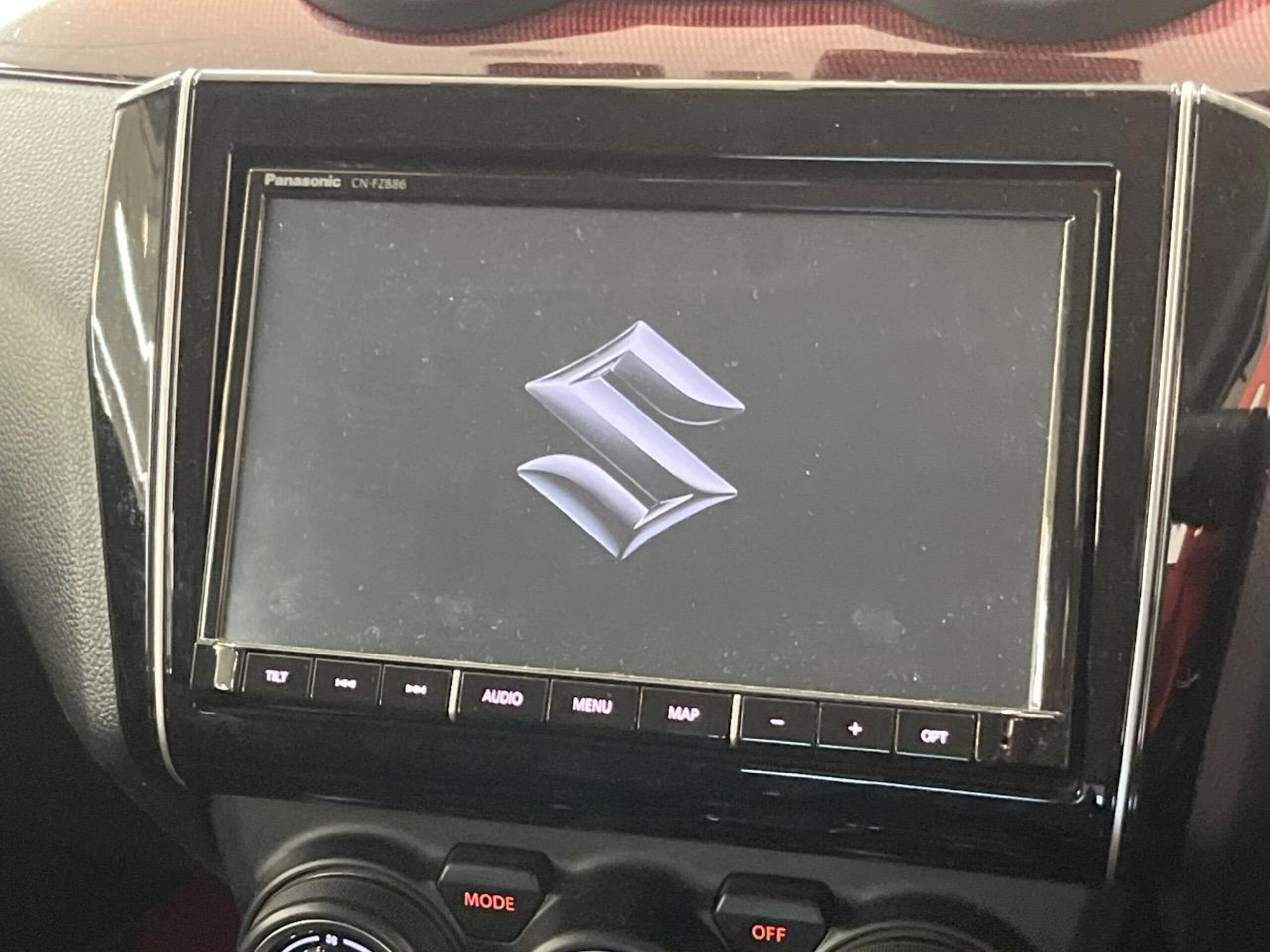 2023 Suzuki Swift — photo 3