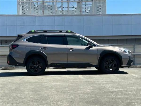 Subaru Legacy Outback 1.8 X-Break EX 4WD with Roof Rail, EyeSight X, Sunroof, Genuine 11.6-inch Display, Dash Cam, ETC, Harman Kardon Sound, Turbo Back Camera, Front Camera, Seat Heater, Power Seat, Power Rear Gate, Genuine Floor Mats, Genuine 18AW (Brown Metallic) — photo 9