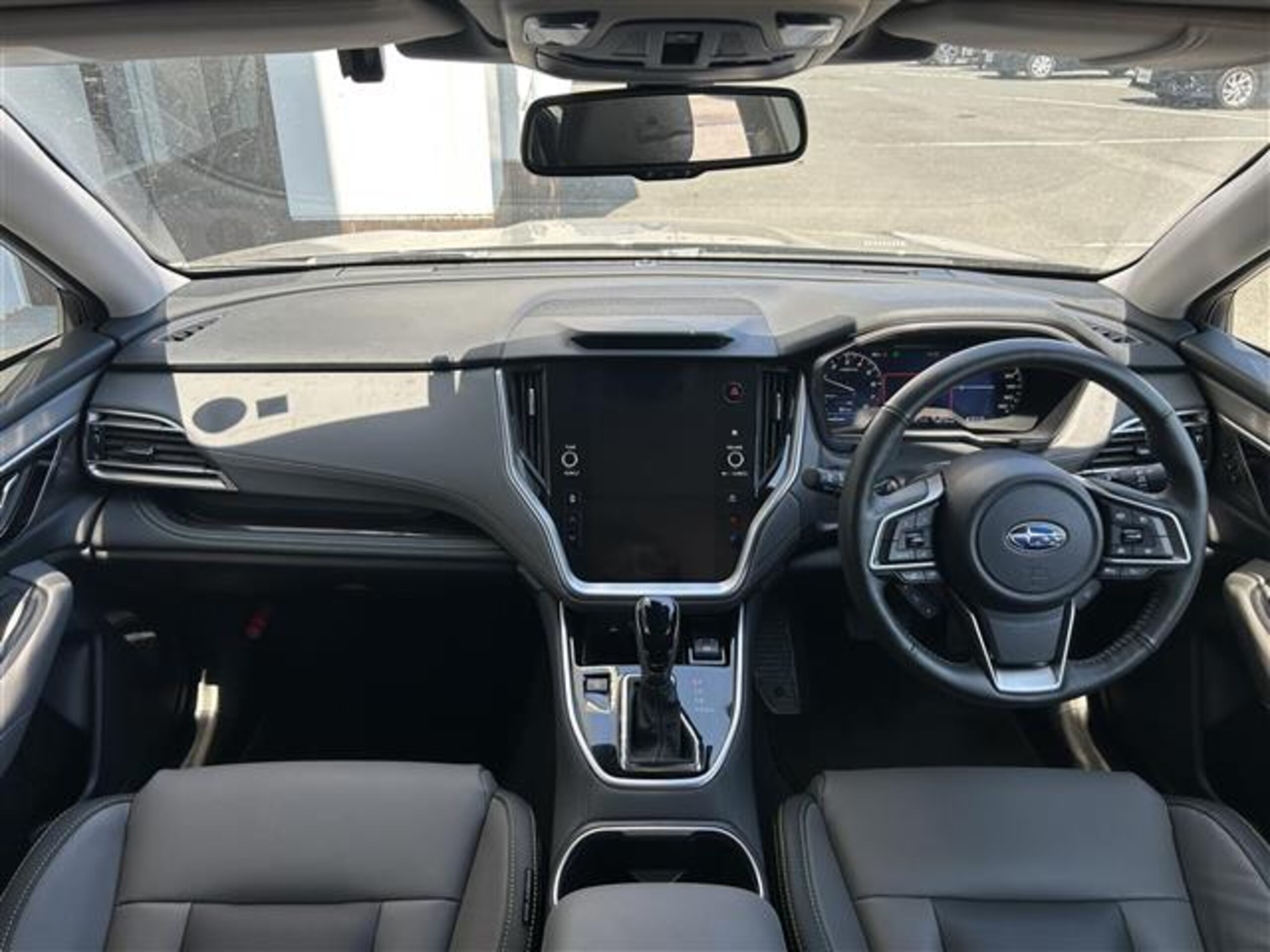 2022 Subaru Legacy Outback — photo 2