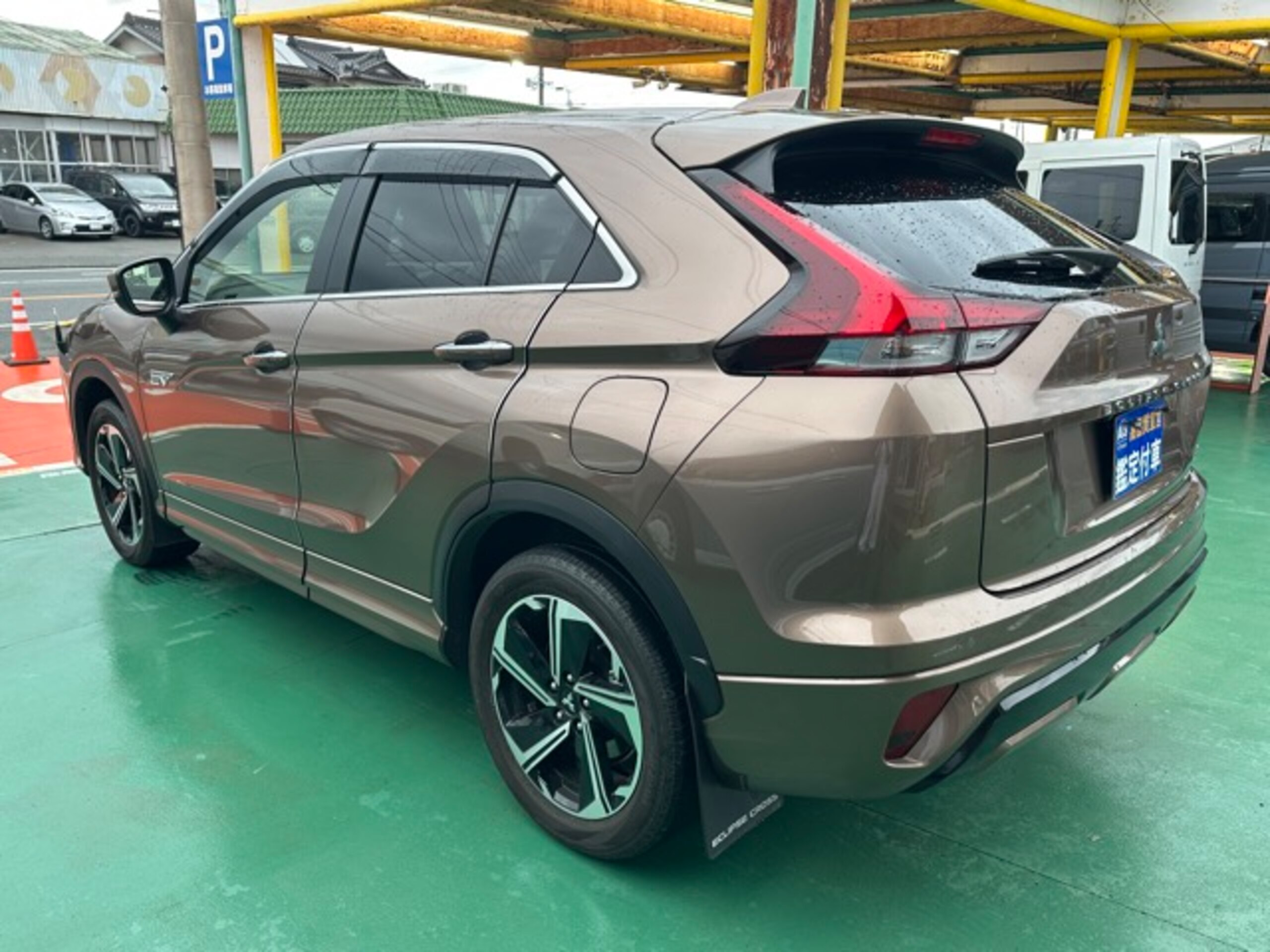 2023 Mitsubishi Eclipse Cross — photo 3