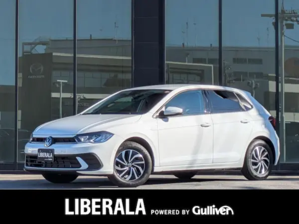 Volkswagen Polo TSI Active with Navigation, Backup Camera, ETC, ACC, Lane Keep Assist, Front Assist, Wireless Charging, Clearance Sonar, Apple CarPlay, Android Auto (Pure White)