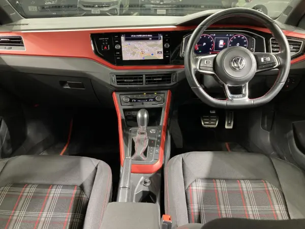 2019 Volkswagen Polo — photo 2