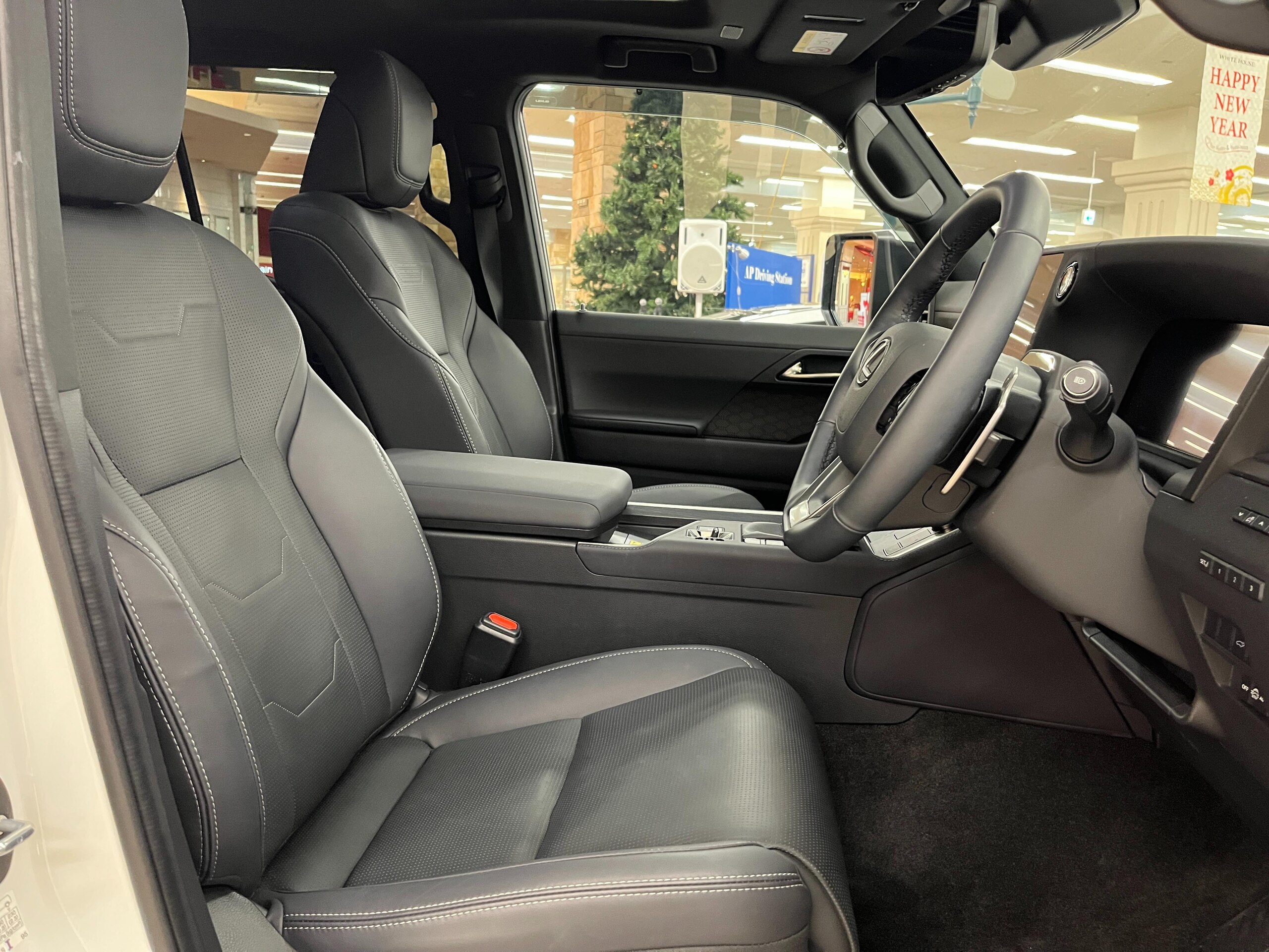 Lexus GX550 Version L 4WD 7-Seater — photo 8