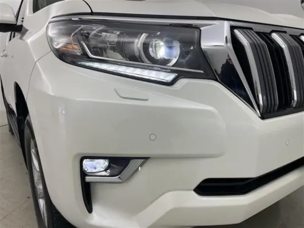 Toyota Land Cruiser Prado 2.7 TX L Package 4WD — photo 8