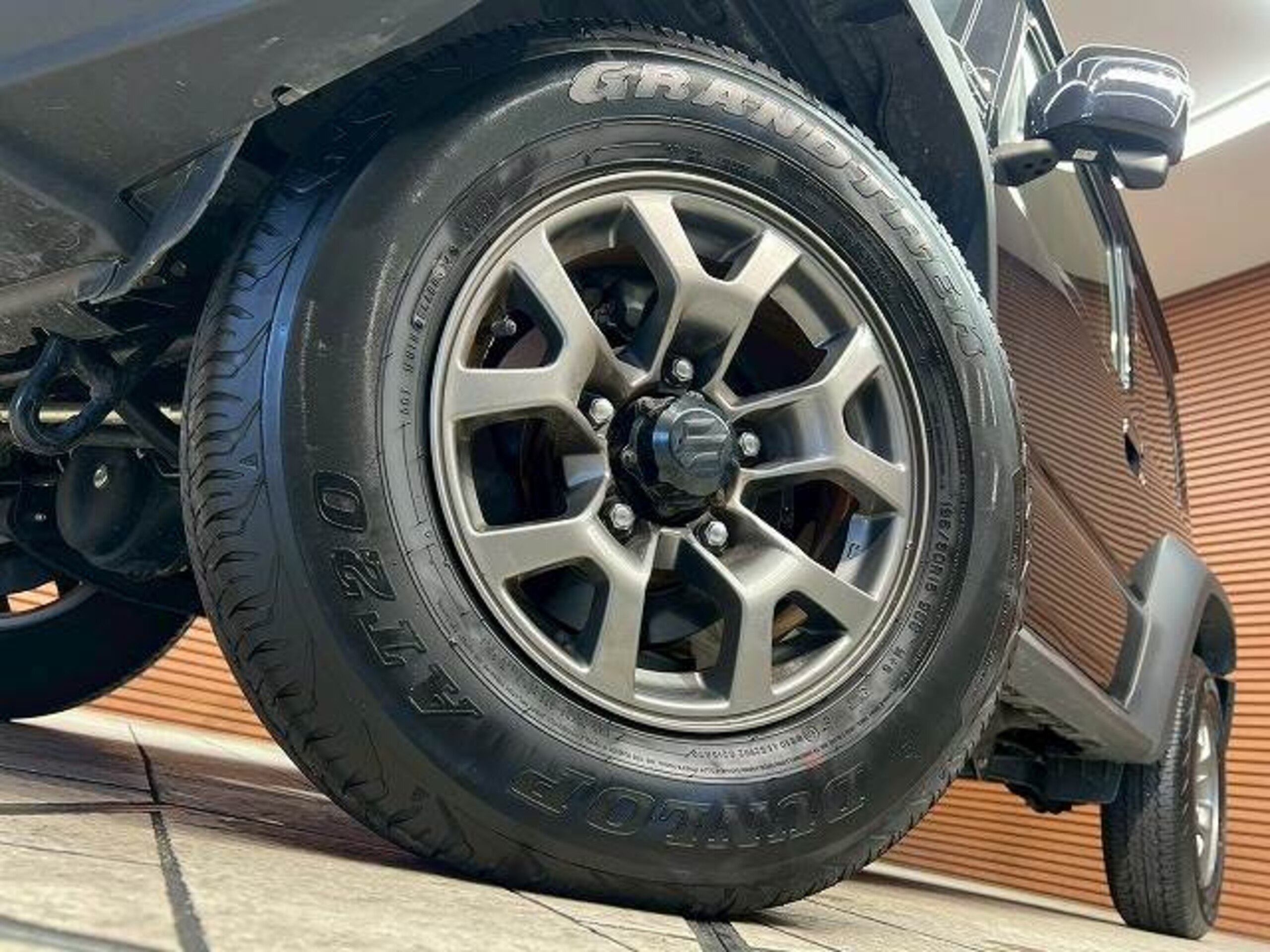 Suzuki Jimny Sierra 1.5 JC 4WD — photo 9