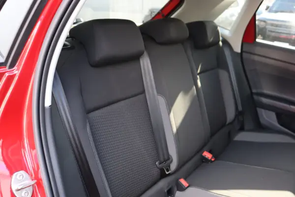 Volkswagen Polo TSI Active — photo 7