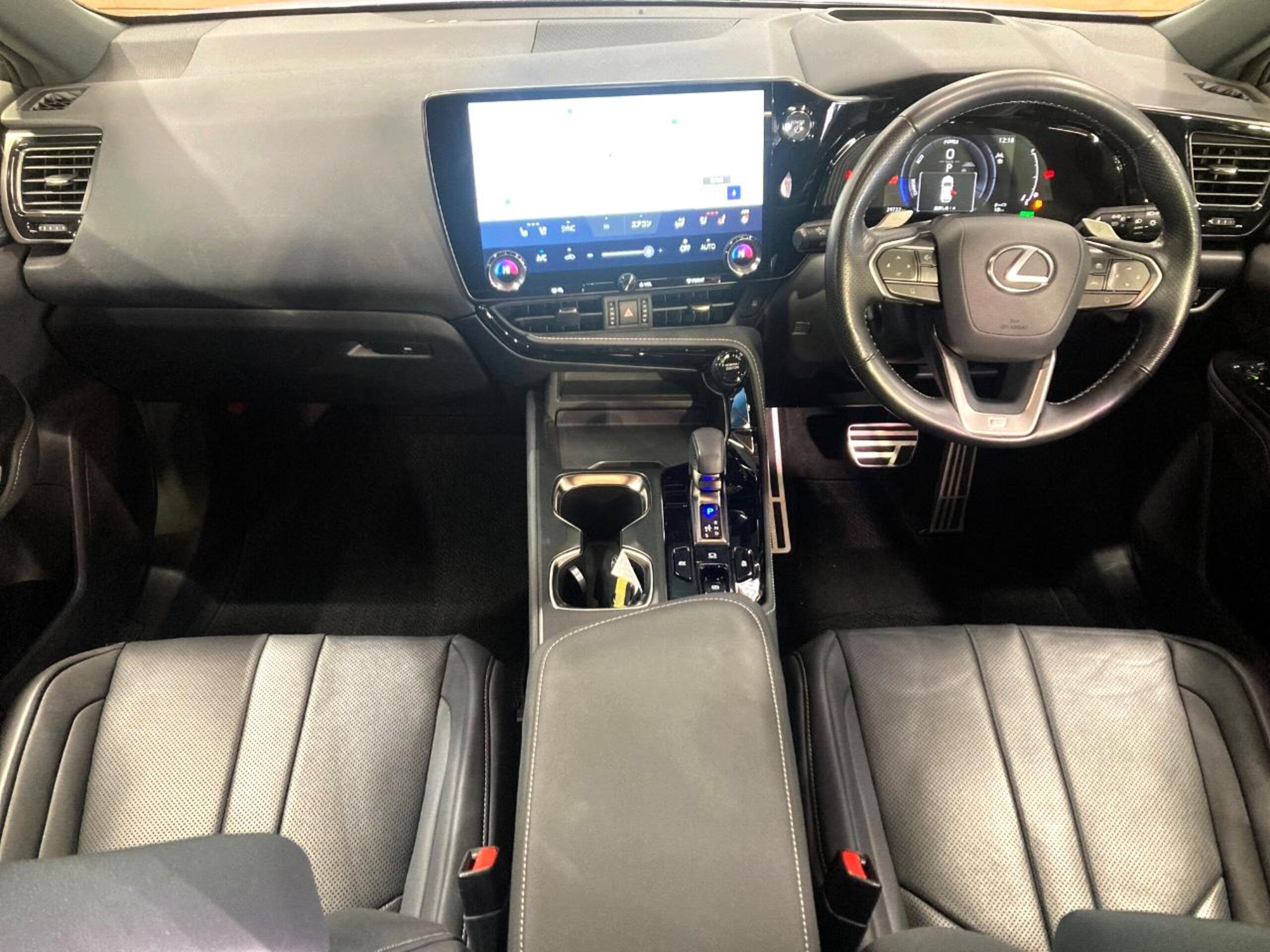 2023 Lexus Nx — photo 2