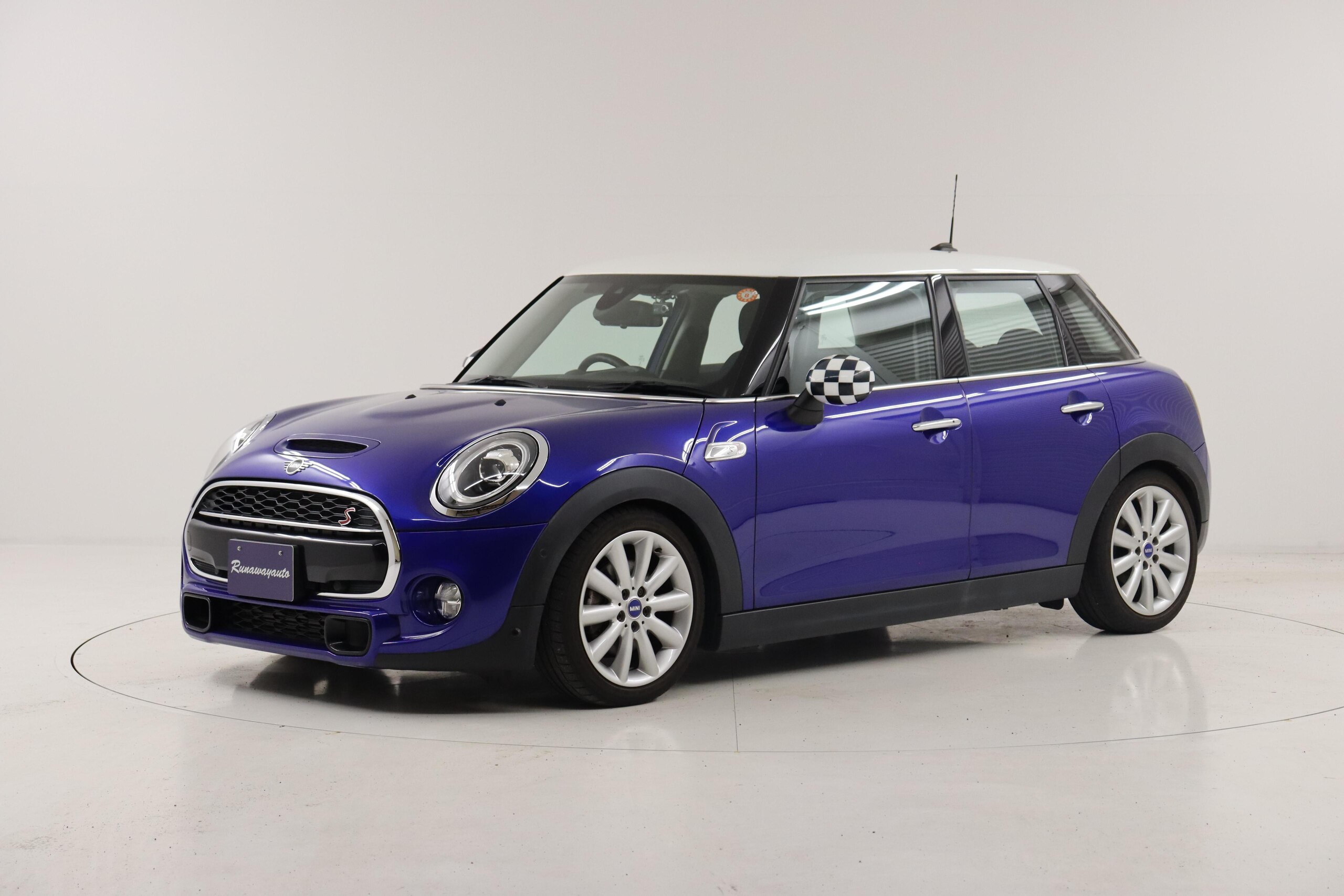 Mini Cooper S 5-Door DCT with Bilstein Suspension, Dash Cam, ETC, Backup Camera, Bluetooth (Blue)