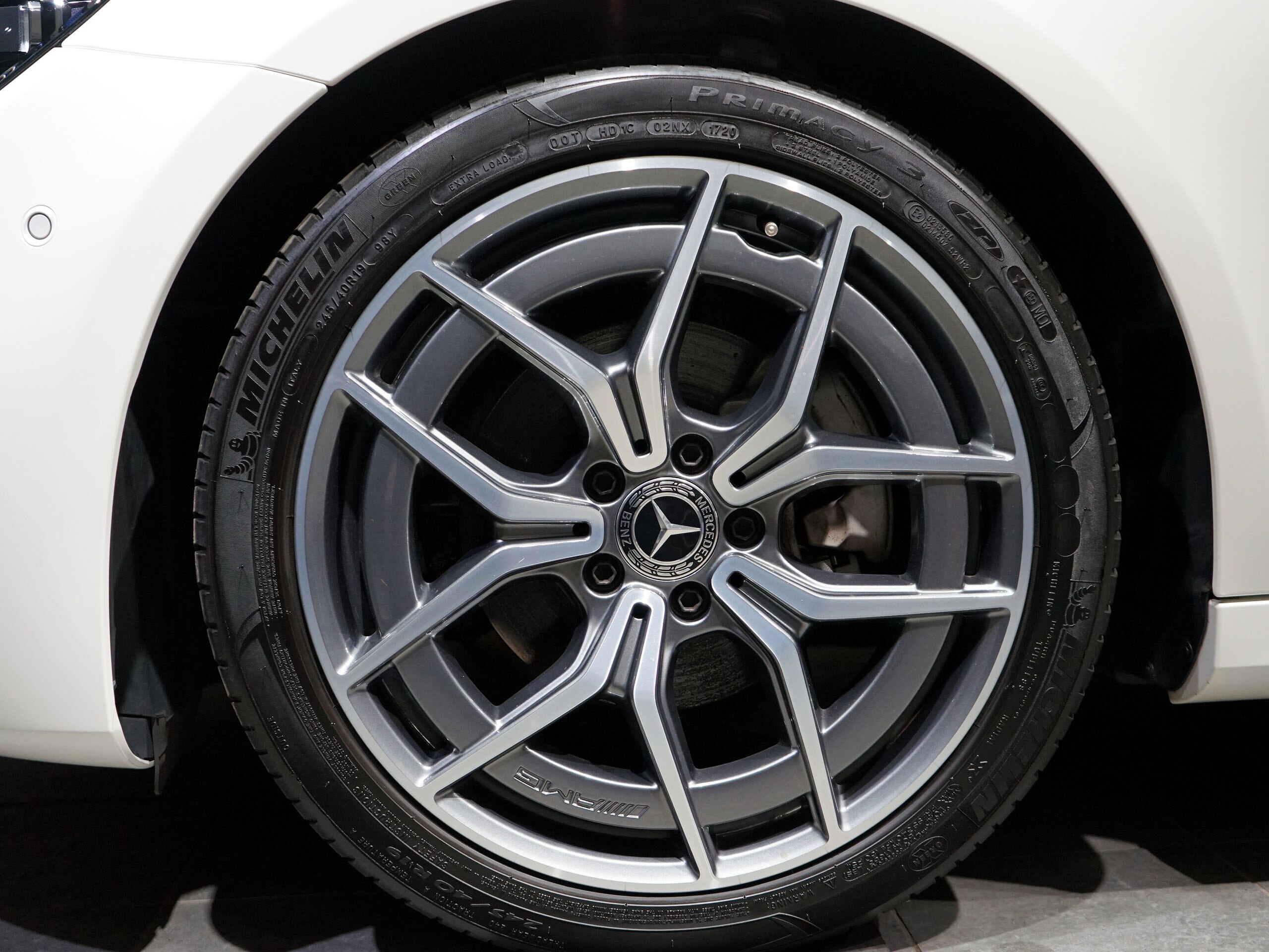 2020 Mercedes E Class — photo 3