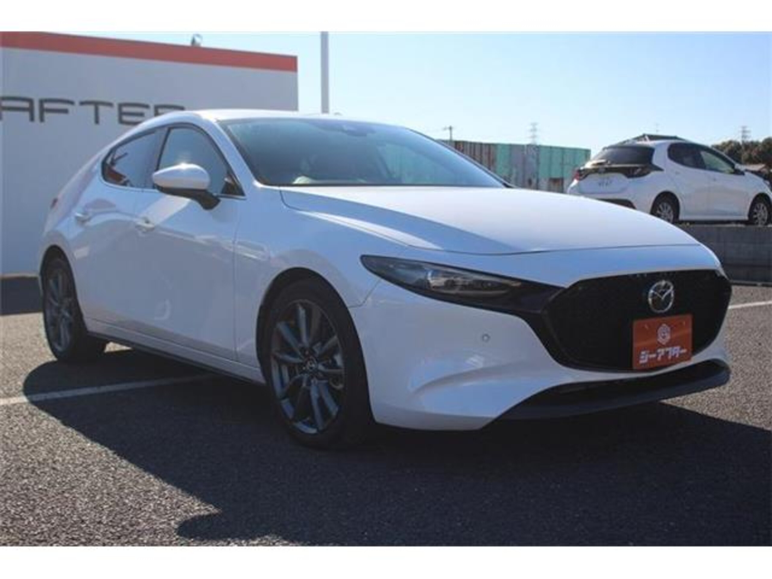 Mazda MAZDA3 Fastback 2.0 20S Burgundy Selection — photo 8