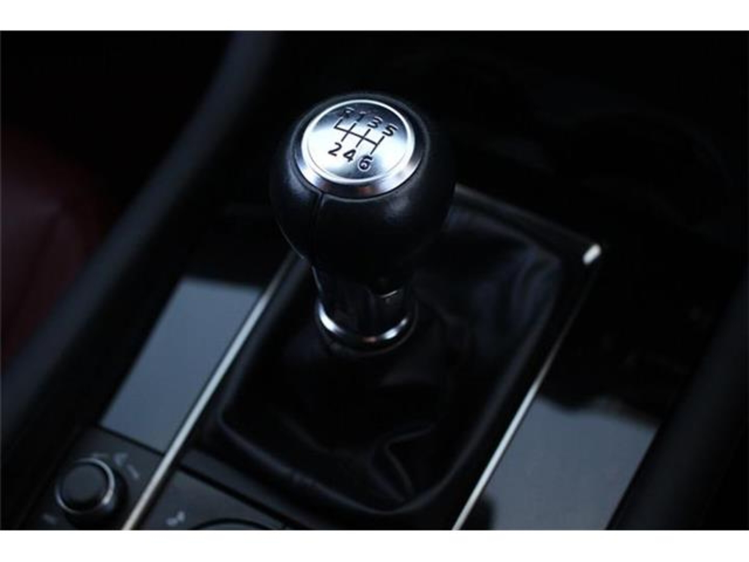 Mazda MAZDA3 Fastback 1.5 15S 100th Anniversary Special Commemorative Edition — photo 7