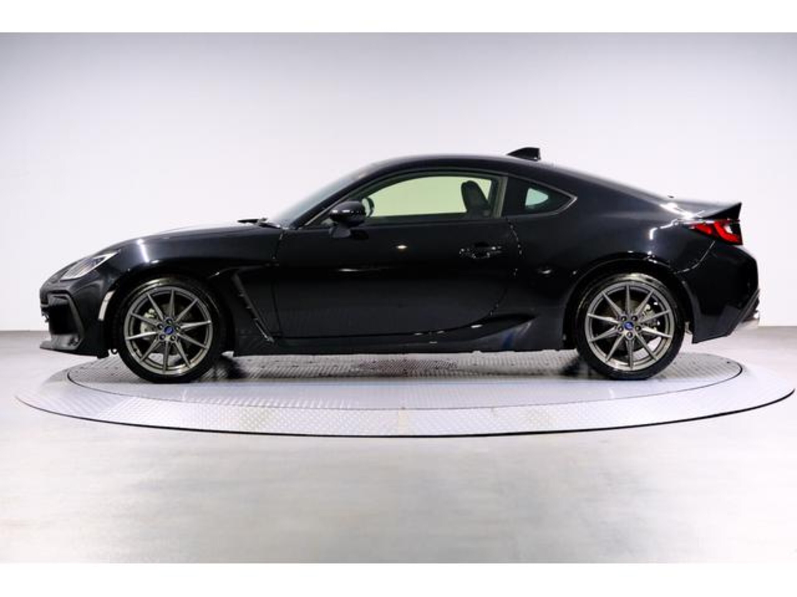 2025 Subaru Brz — photo 3