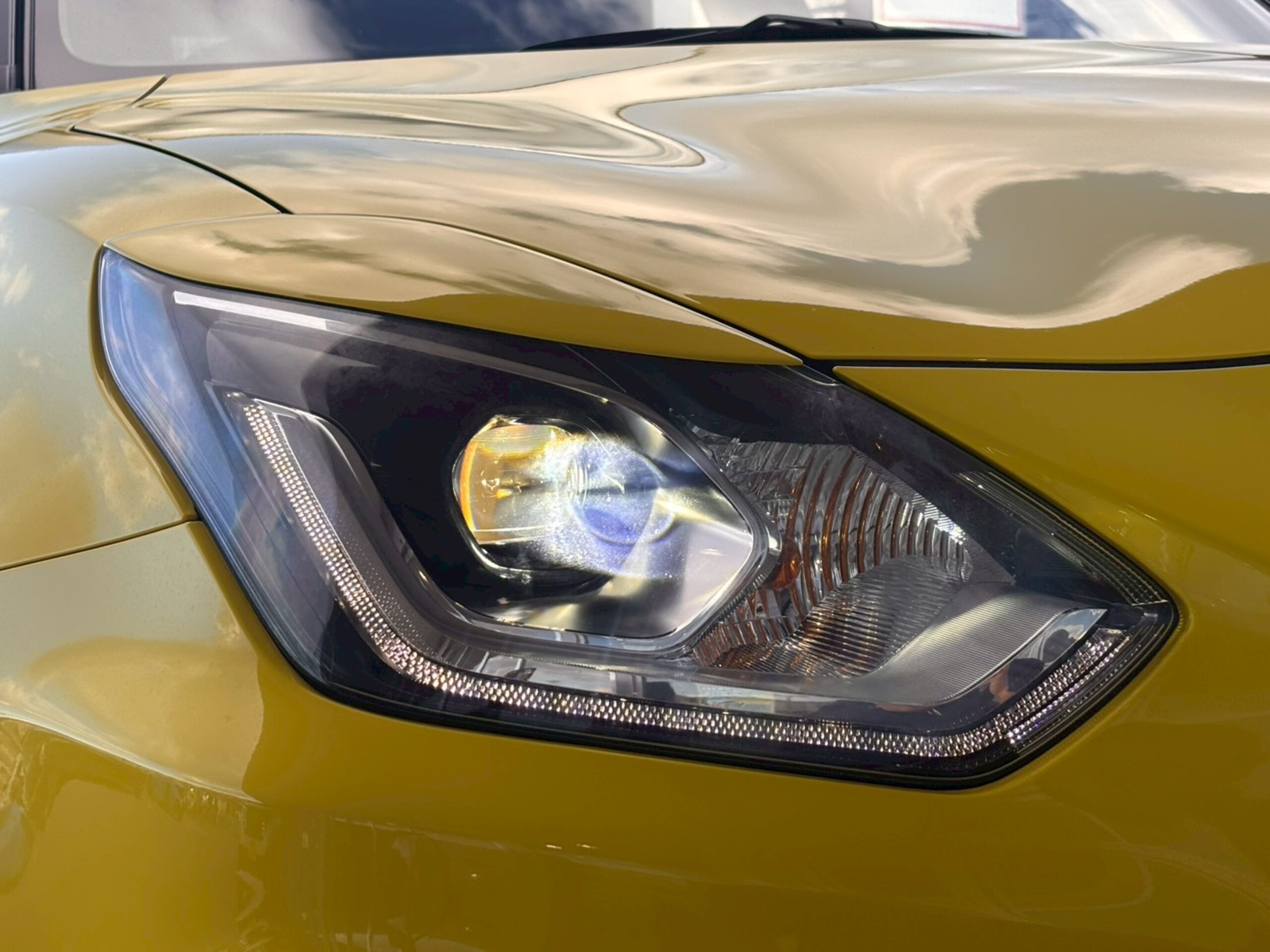 Suzuki Swift Sport 1.4 — photo 9