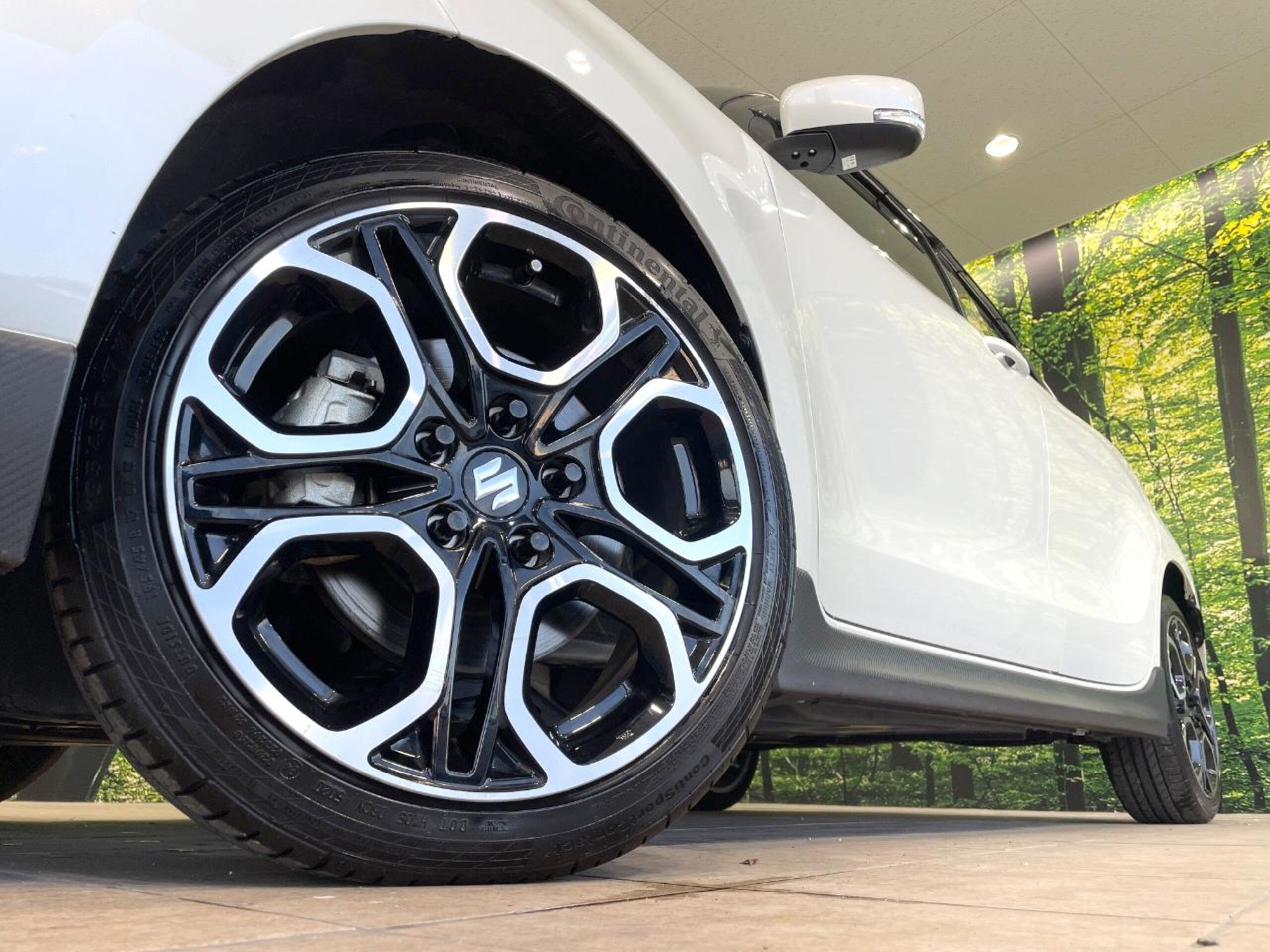 Suzuki Swift Sport 1.4 — photo 9