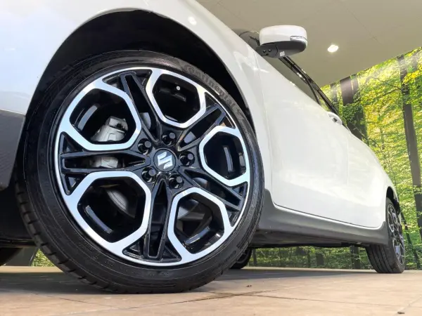 Suzuki Swift Sport 1.4 with Display Audio, B-Camera, Collision Mitigation, Blind Spot Monitor, Seat Heater, Radar Cruise Control, LED Headlights, Genuine 17-inch Alloys, Clearance Sonar, ETC (Pure White Pearl) — photo 9