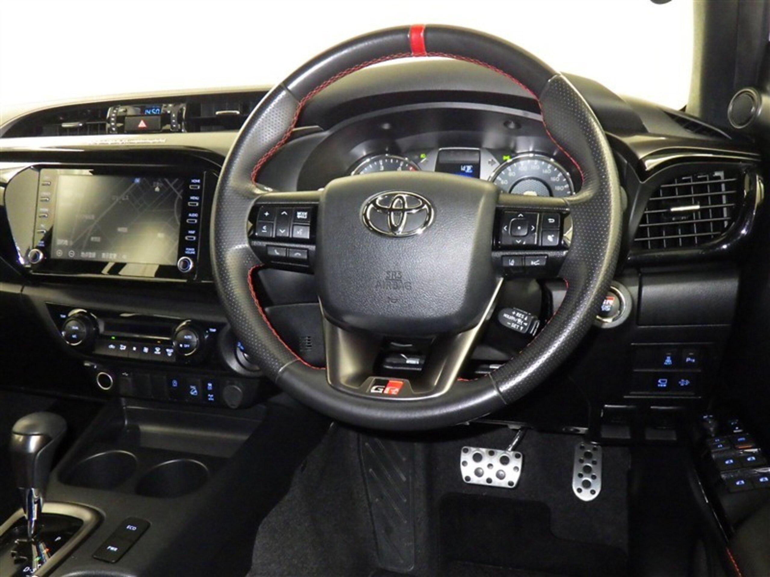 Toyota Hilux 2.4 Z GR Sport Diesel Turbo 4WD — photo 7