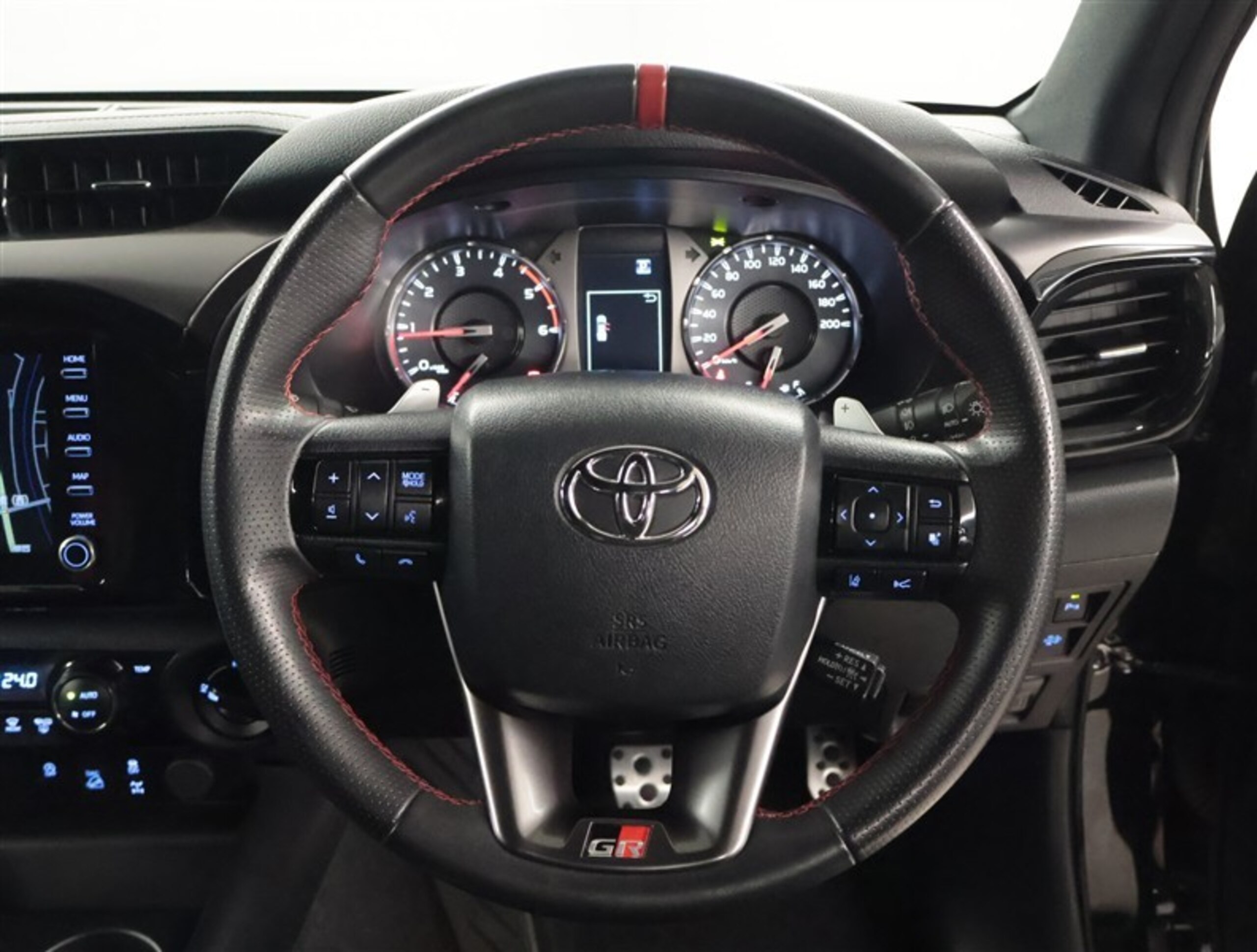 Toyota Hilux 2.4 Z GR Sport Diesel Turbo 4WD — photo 8