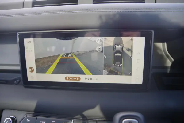 Land Rover Defender 110 X Dynamic SE 3.0L D300 Diesel Turbo 4WD — photo 7