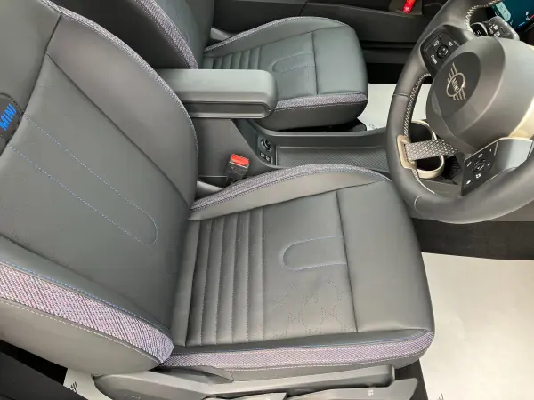 Mini Cooper S 3-Door DCT — photo 9
