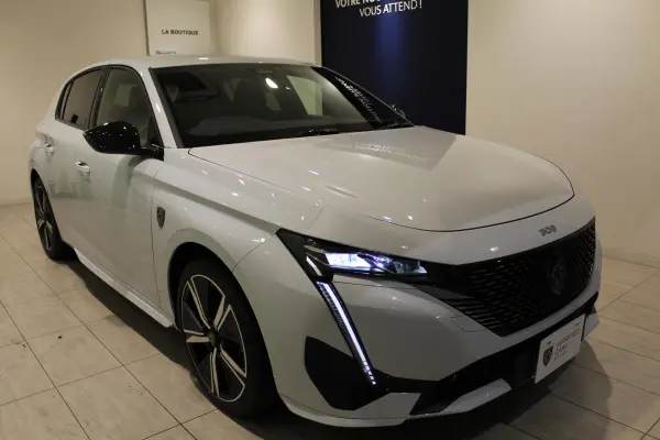 2025 Peugeot 308 — photo 3