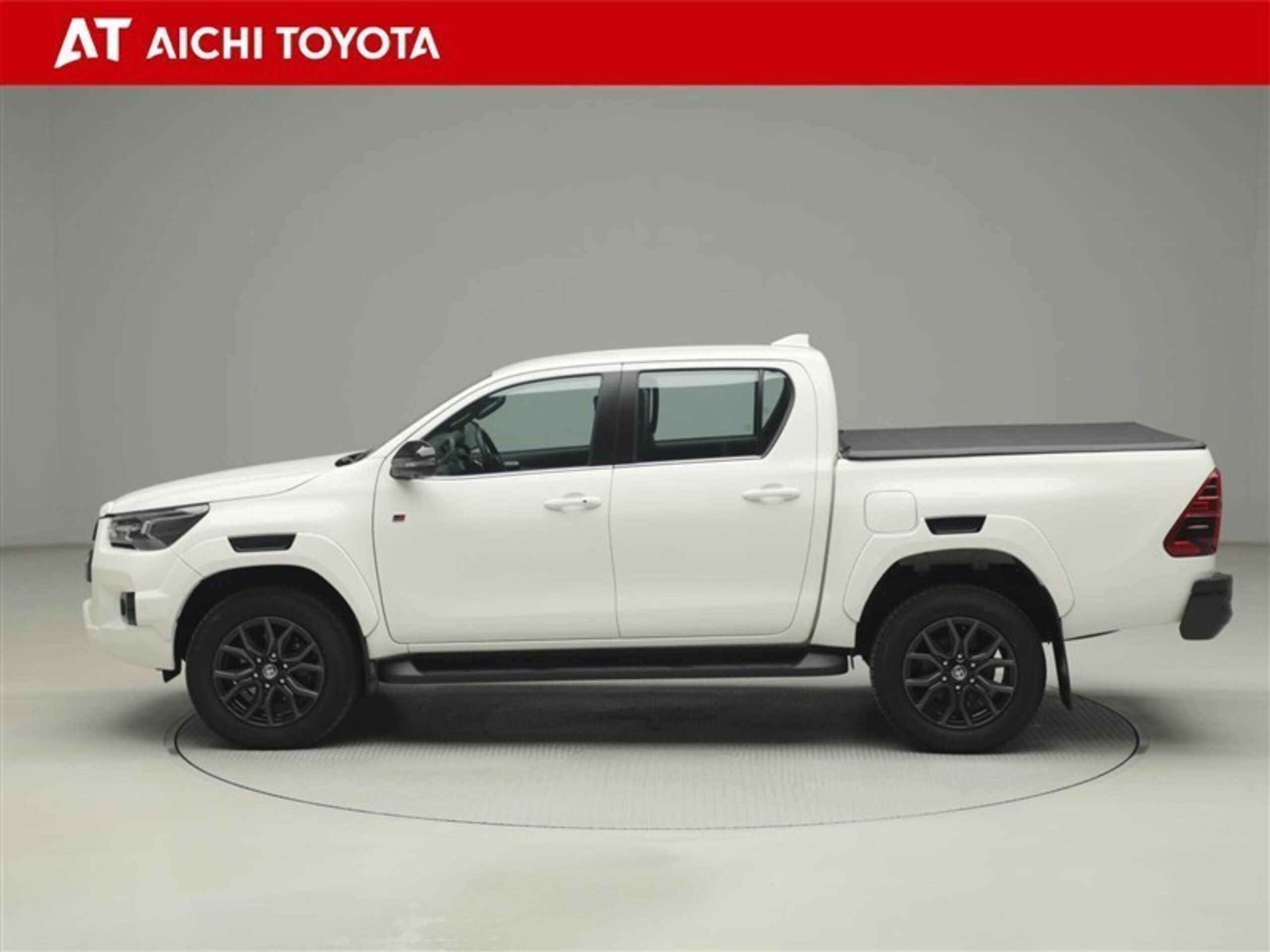 2023 Toyota Hilux — photo 3