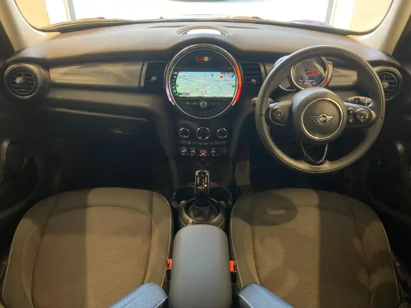 2020 Mini Cooper — photo 2