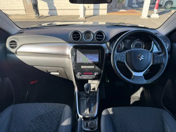 2022 Suzuki Escudo — photo 2