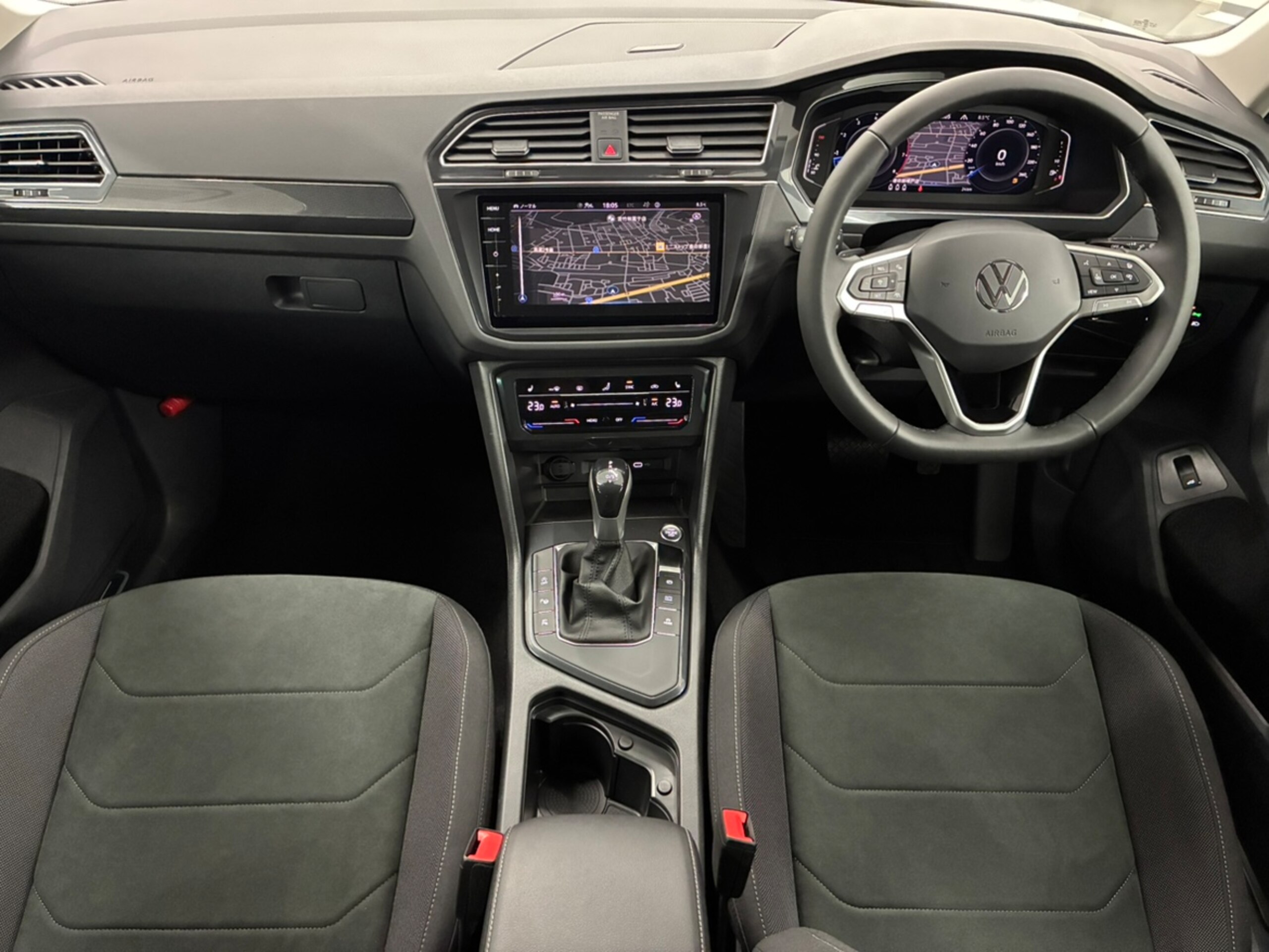 Volkswagen Tiguan TSI Elegance — photo 7