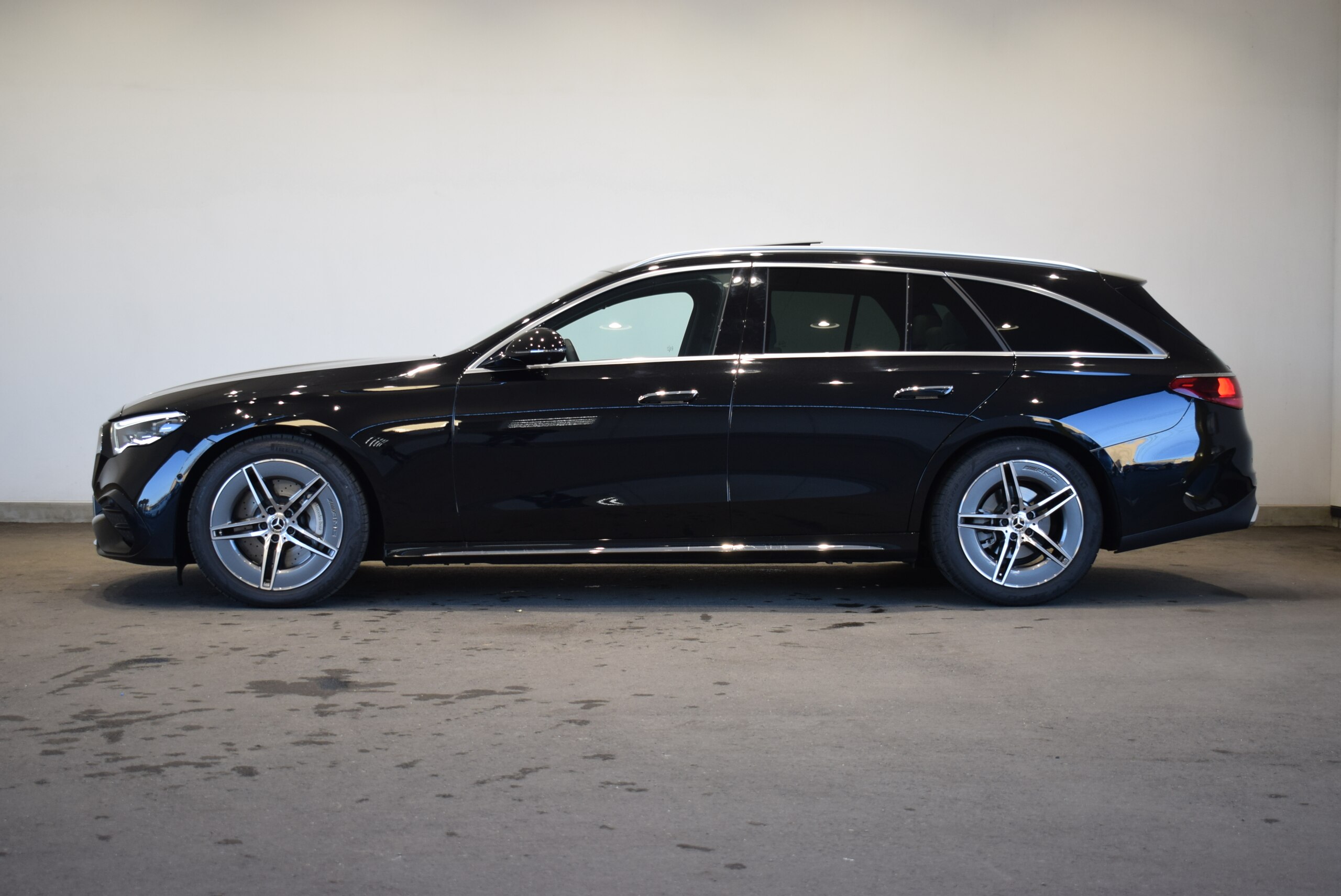 2025 Mercedes Amg Gle — photo 3