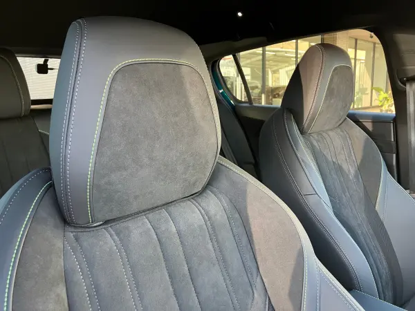 Peugeot 308GT Hybrid Mild Hybrid One Owner Genuine Navi ETC Front/Rear Dashcam Seat Heater Active Safety Brake Active Cruise Control Blind Spot Monitor Lane Keep Assist (Obsession Blue) — photo 9