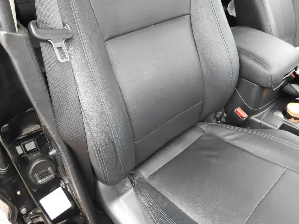 Mitsubishi Pajero 3.2 Long Final Edition Diesel Turbo 4WD One-Owner Customized (Black Mica) — photo 8