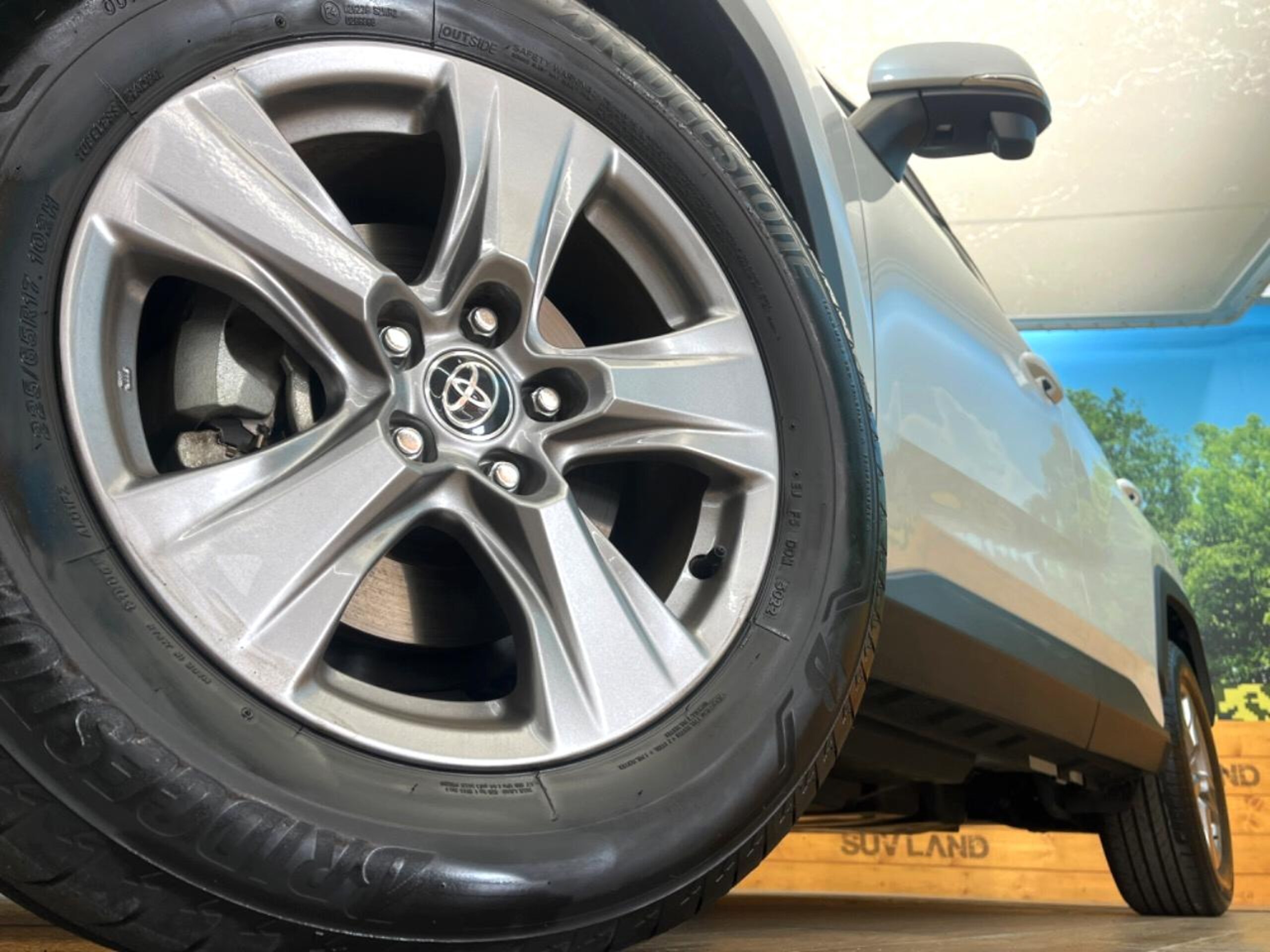 Toyota RAV4 2.5 Hybrid X E-Four 4WD — photo 9