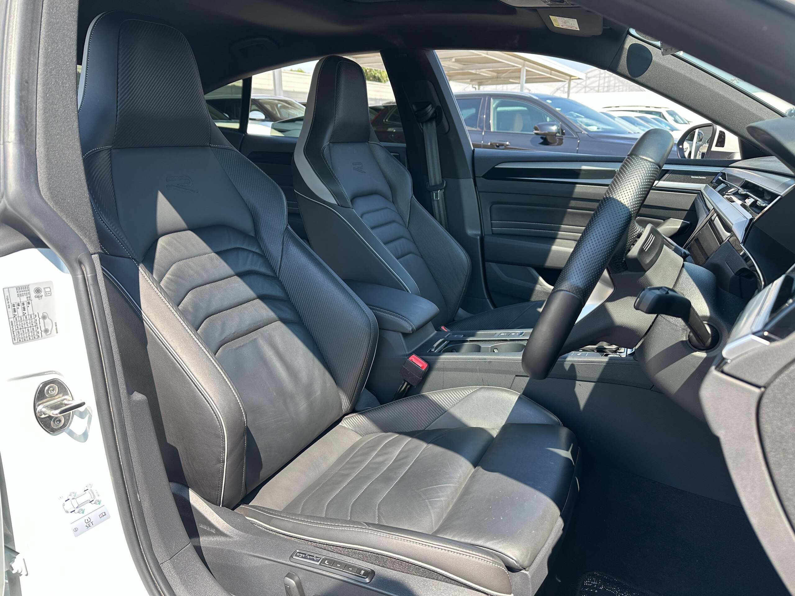 Volkswagen Arteon TSI 4Motion R-Line Advance 4WD — photo 7